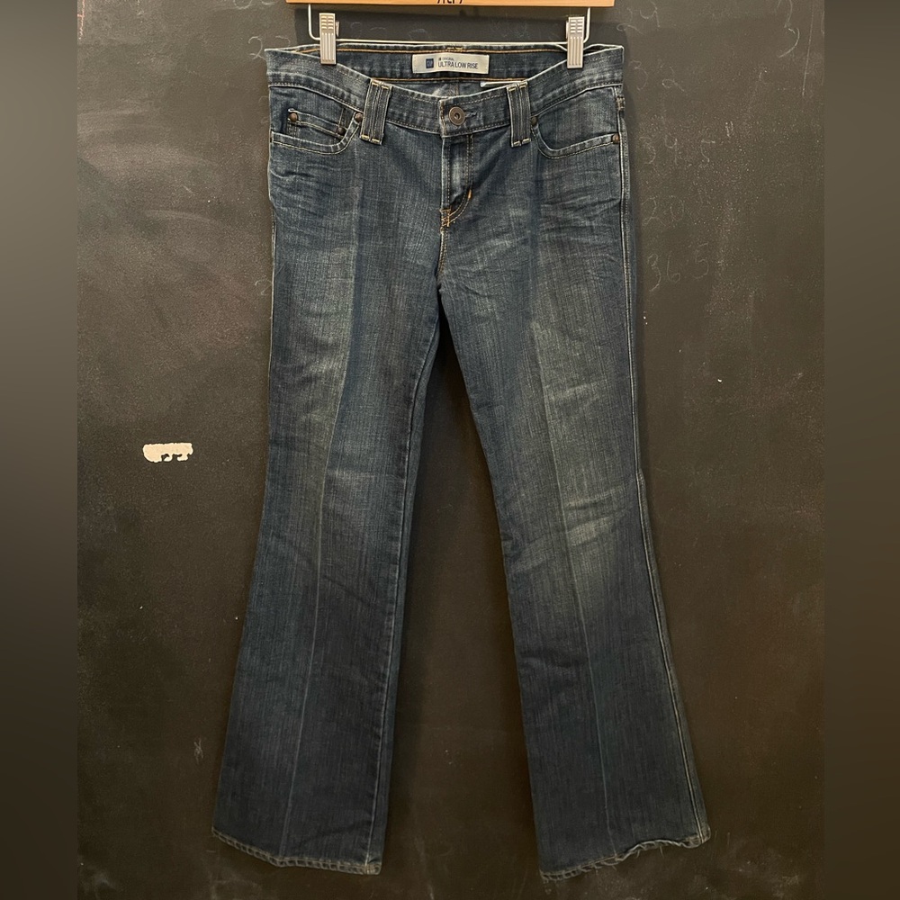 Y2K ultra low rise Gap flare jeans Size 6